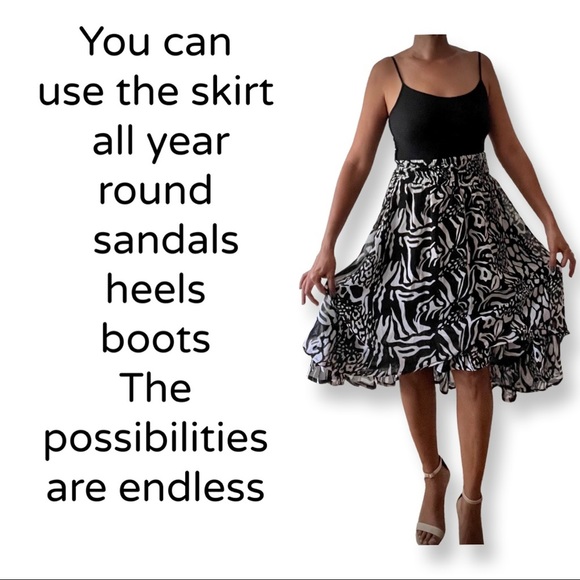 Beautiful Handmade Skirt Size Small/Medium￼￼ Asymmetrical high - Low Style - Picture 5 of 10